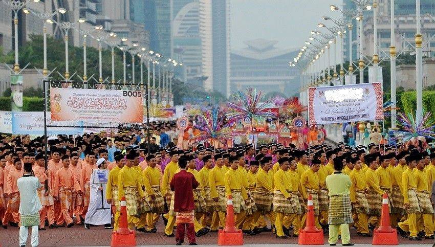 Seru! 7 Negara Ini Punya Tradisi Perayaan Lebaran Unik