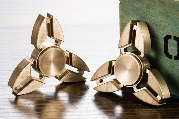 harga fidget spinner