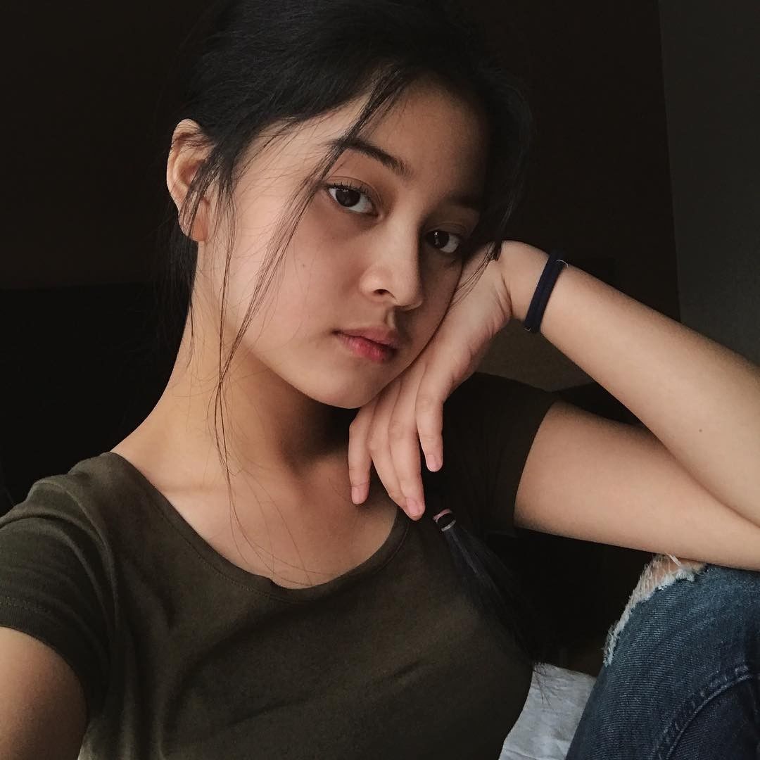 instagram.com/yoriangeline 