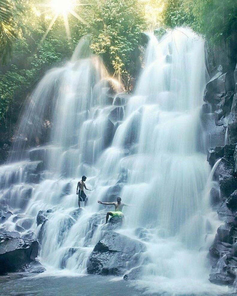 Direviewid Menakjubkan 7 Wisata Air Terjun Keren Hanya