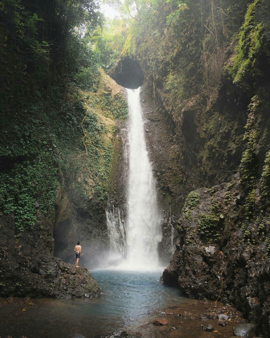 Menakjubkan 7 Wisata Air Terjun Keren Hanya Ada di Bali 