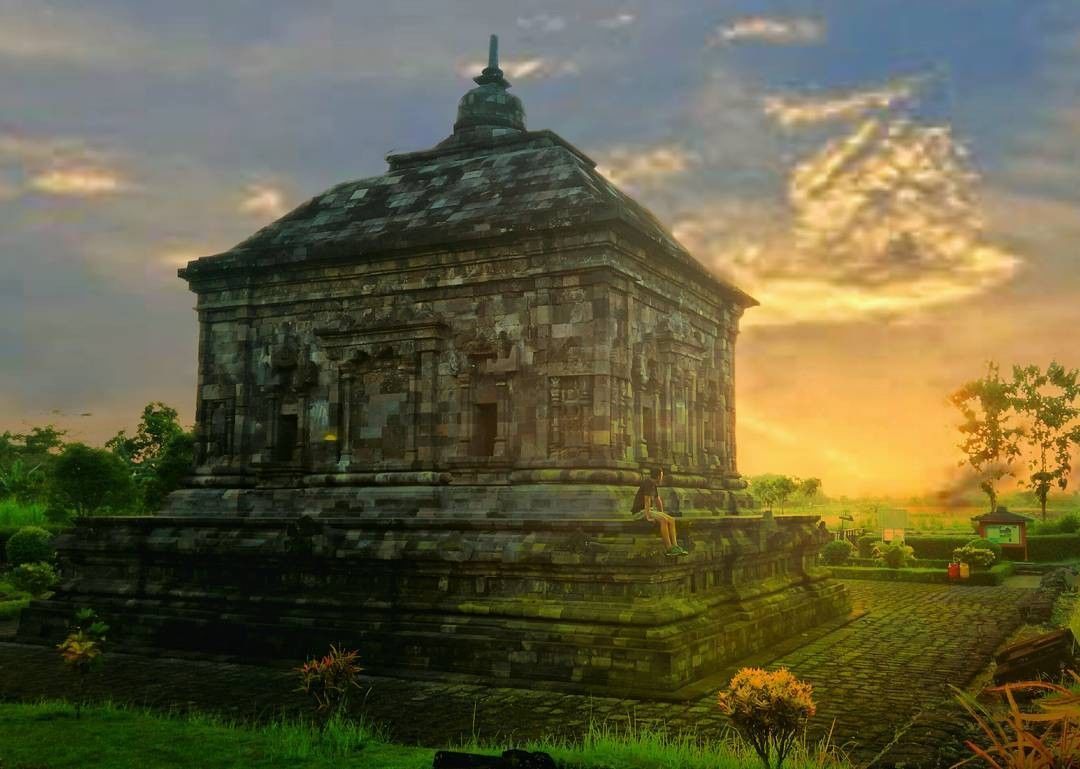 Favorit! 7 Candi Paling Instagramable di Yogyakarta