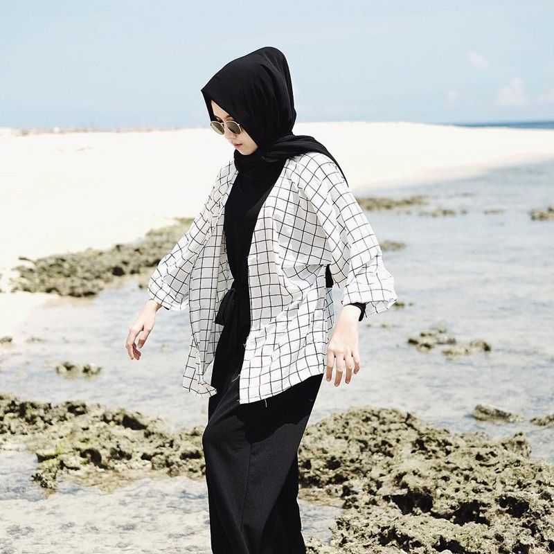 Outfit Hijab  Buat Ke Pantai 