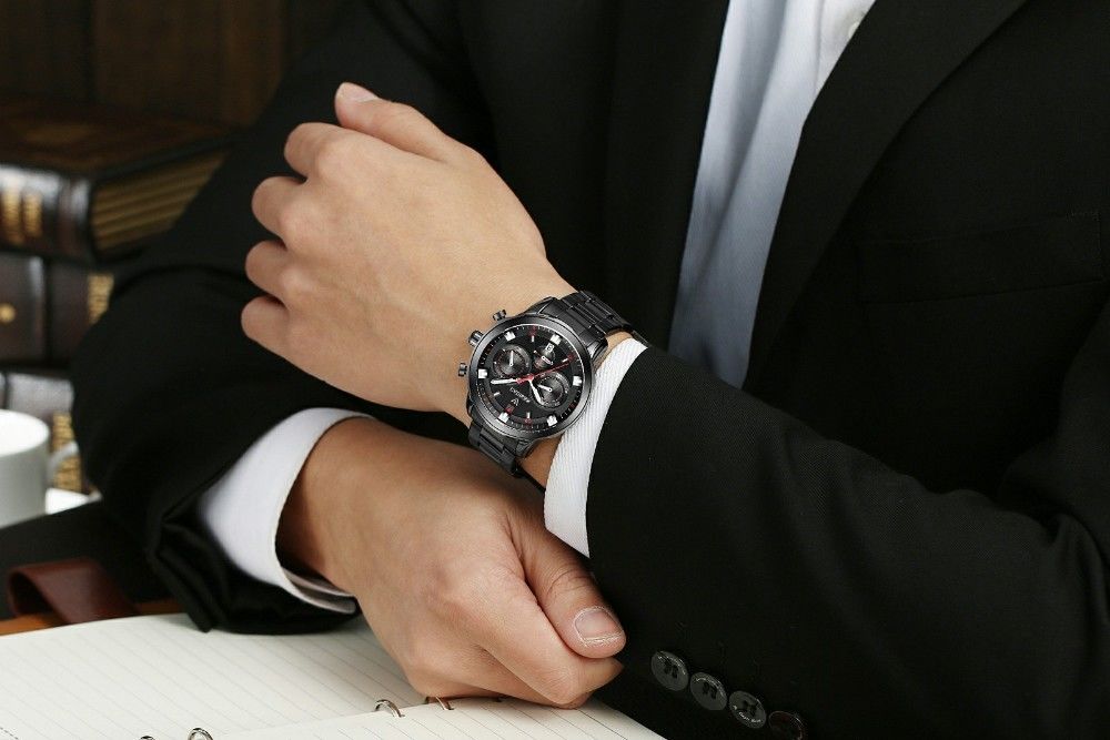 Business watches. Дорогие часы мужские. Крутые мужские часы. Красивые мужские часы на руку. Дорогие часы на руке.