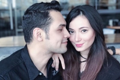 Gak Nyangka, 7 Artis Indonesia Ini Pindah Agama Ikut Pasangan