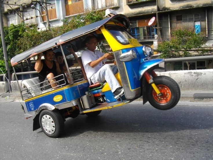 5 Moda Transportasi Unik di Dunia Ini Bikin Kamu Terpana