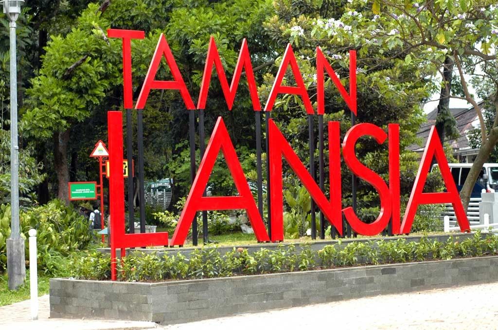 5 Taman Tematik Paling Estetis Di Bandung, Cocok Buat Foto!