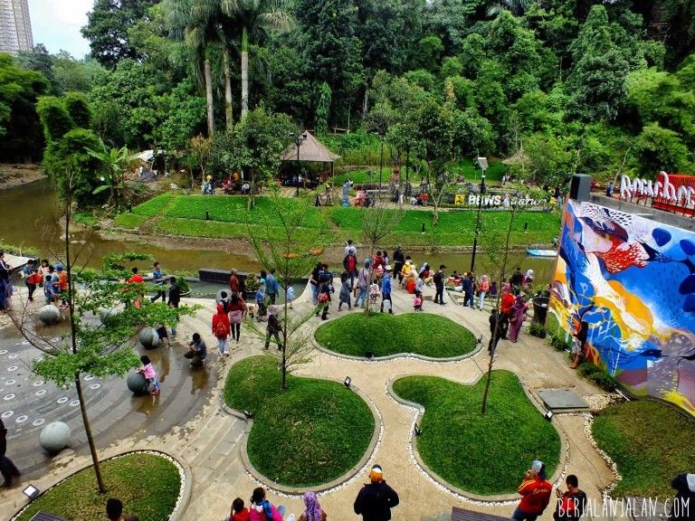 Cegah Banjir, 860 Pohon Ditanam di Bantaran Sungai Cikapundung