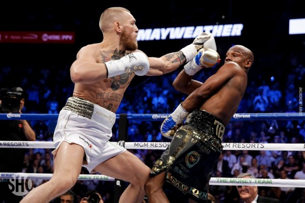 Mayweather Tawarkan Rp2,3 Triliun ke McGregor Demi Duel Ulang