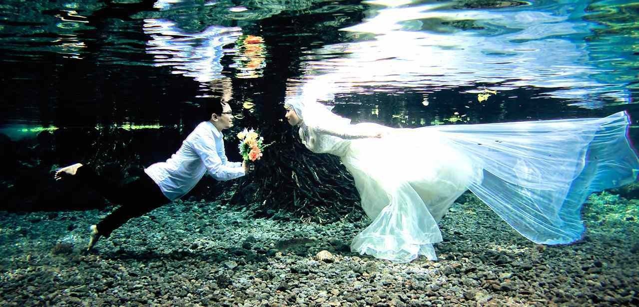 7 Kolam Bening Di Jawa Tengah Yang Jadi Buruan Untuk Foto Underwater