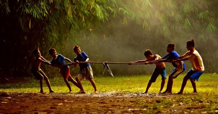 12 Olahraga Tradisional Asli Indonesia yang Harus Kamu Tau! - Contoh Soal Olahraga Permainan Tradisional