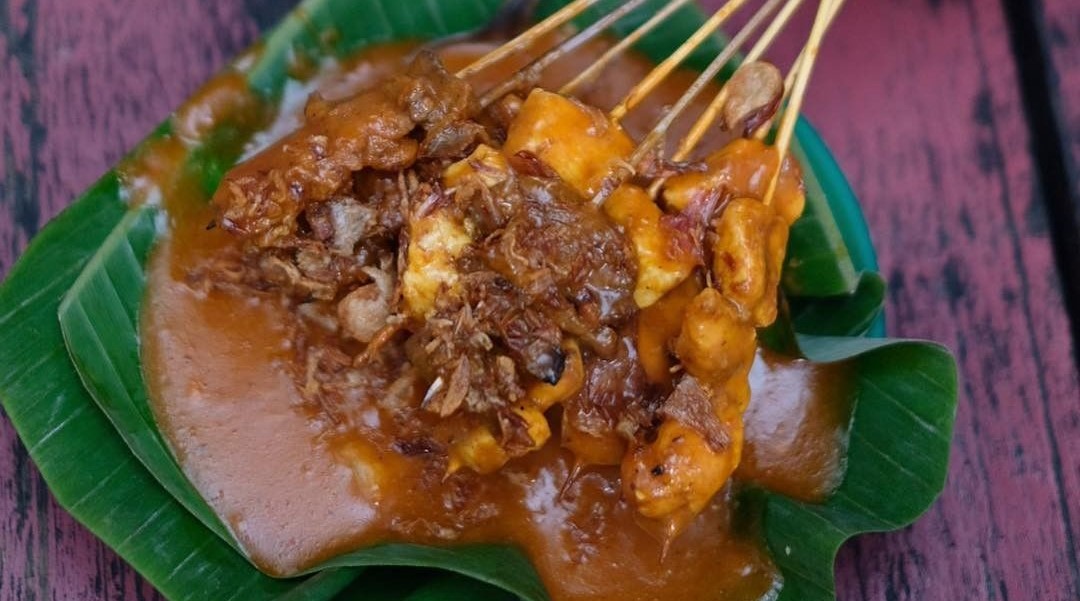 Lima Sate Legendaris di Bandar Lampung, Daging Tebal dan Bumbu Nampol!
