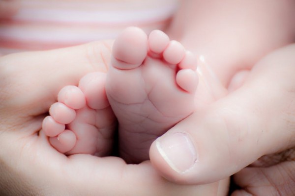 Geger, Dibungkus Koran, Bayi dengan Ari-ari Dibuang di Tempat Sampah