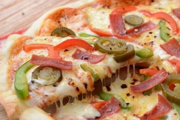 5 Kedai Pizza Paling Enak di Jogja, Ada Favoritmu Gak?