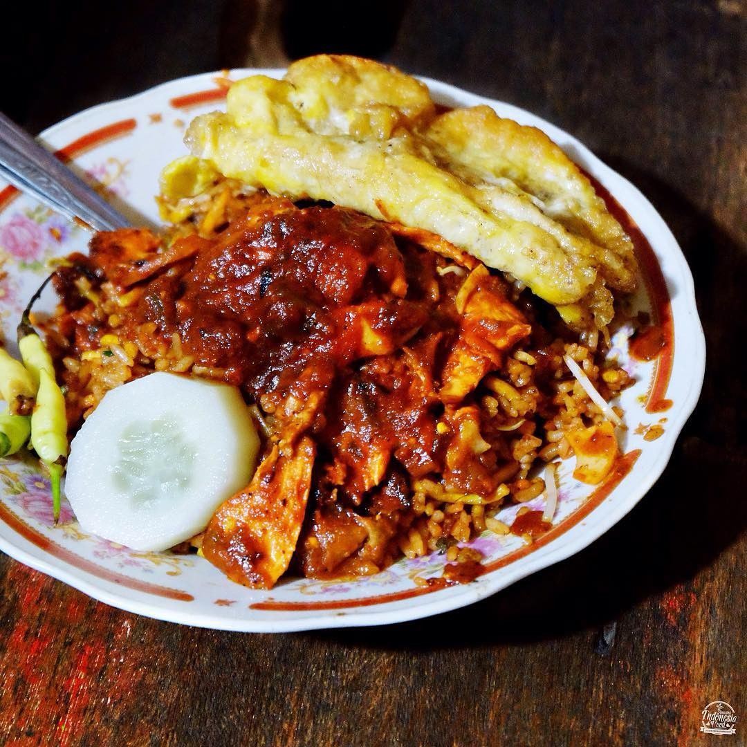 18 Tempat Makan Nasi Goreng Krengsengan di Surabaya 