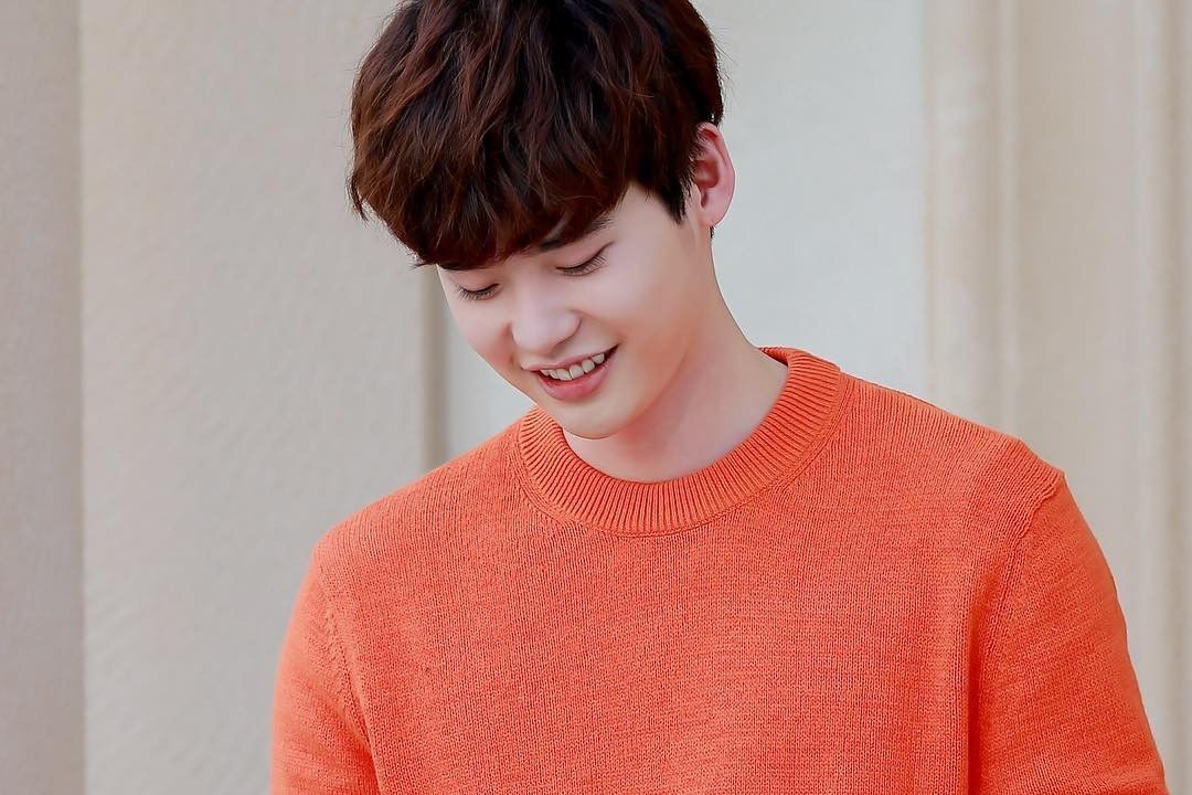 Gantengnya Bikin Klepek-klepek, Ini 17 Fakta Seputar Lee Jong Suk