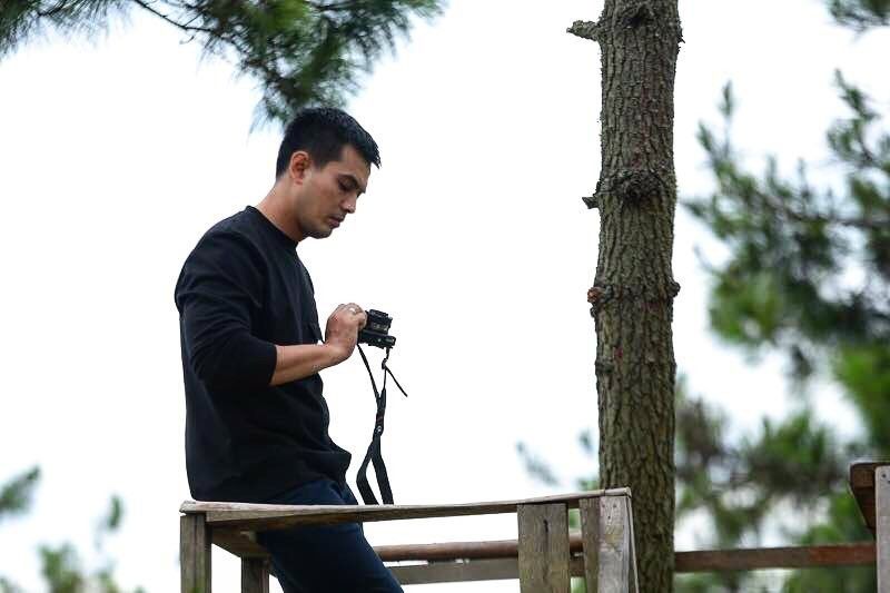 Dari Akting ke Presenter, Ini 10 Potret Temmy Rahadi yang 