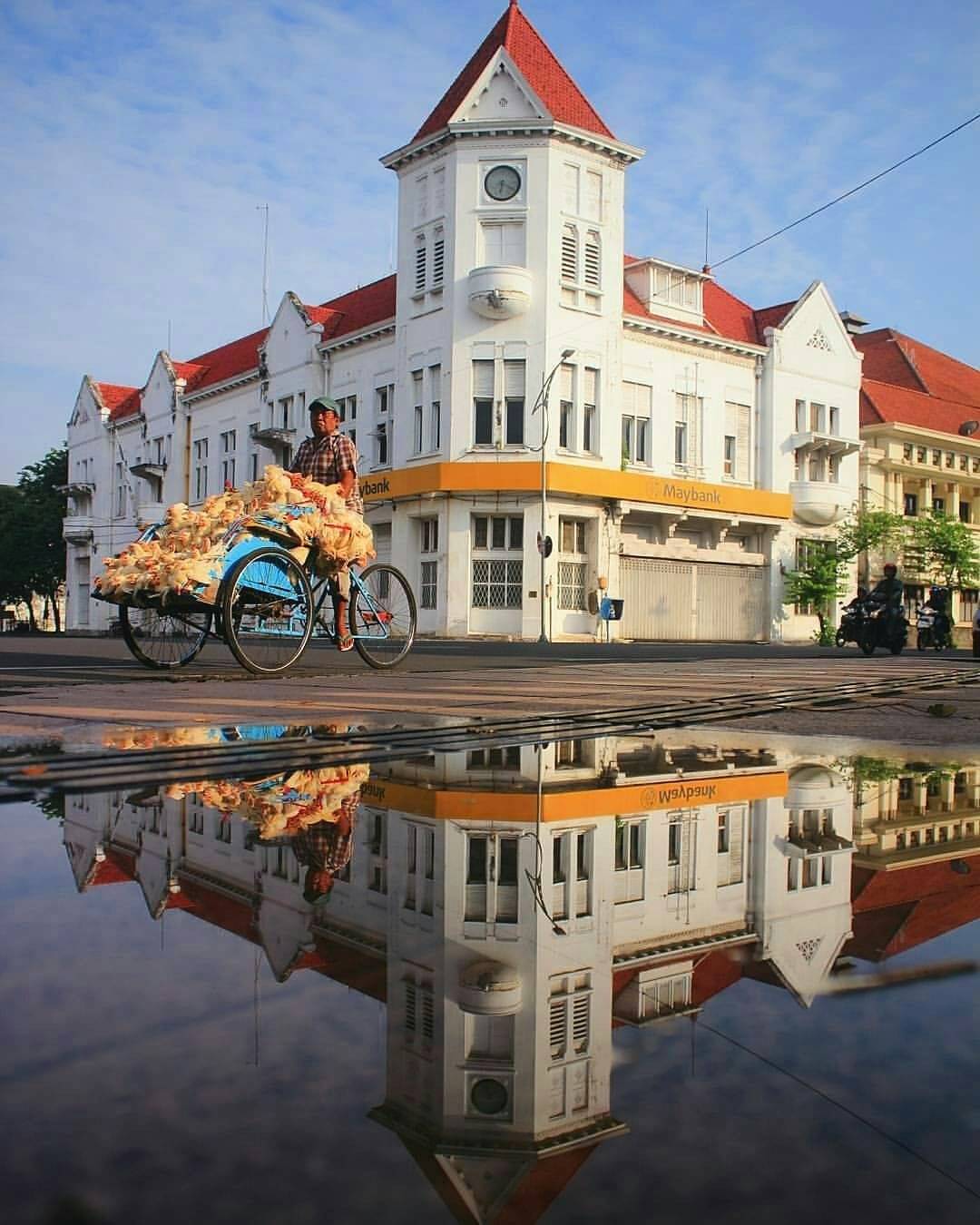 Hasil gambar untuk kota tua