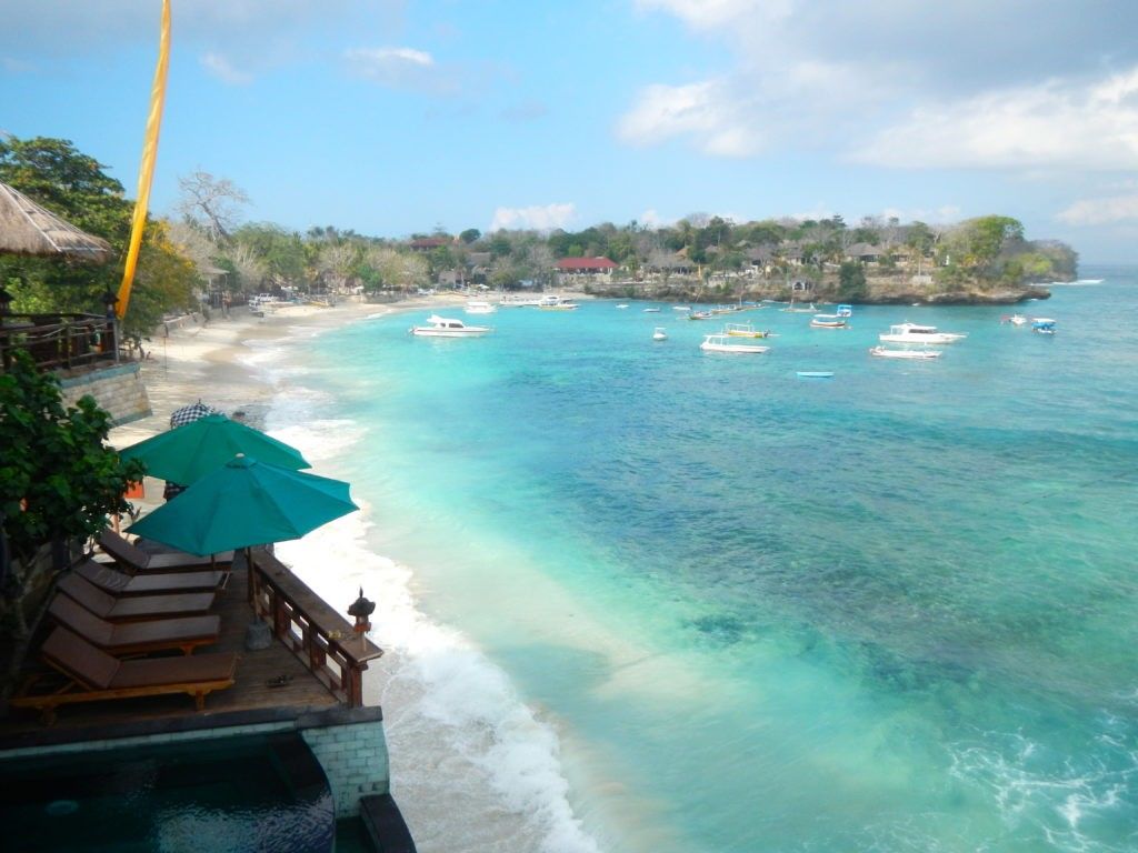 5 Tempat Wisata di Nusa Lembongan yang Gak Boleh Kamu Lewatkan.