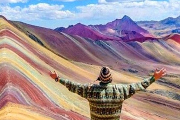 Unduh 58 Koleksi Gambar Gunung Warna Apa Terbaik 