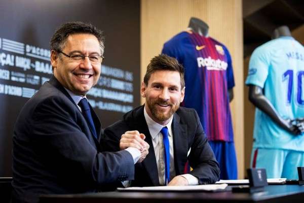 Messi Resmi Perpanjang Kontrak Bersama Barcelona