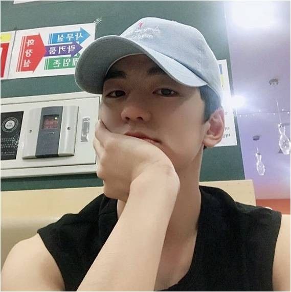 Because This Is My First Life Kim Min Kyu 7 Foto Kim Min Kyu 'Because This is My First Life' yang Bikin Jatuh Hati