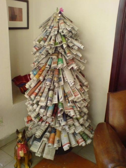 7 Pohon Natal  Cantik Berikut Ini Dibuat dari Barang barang 