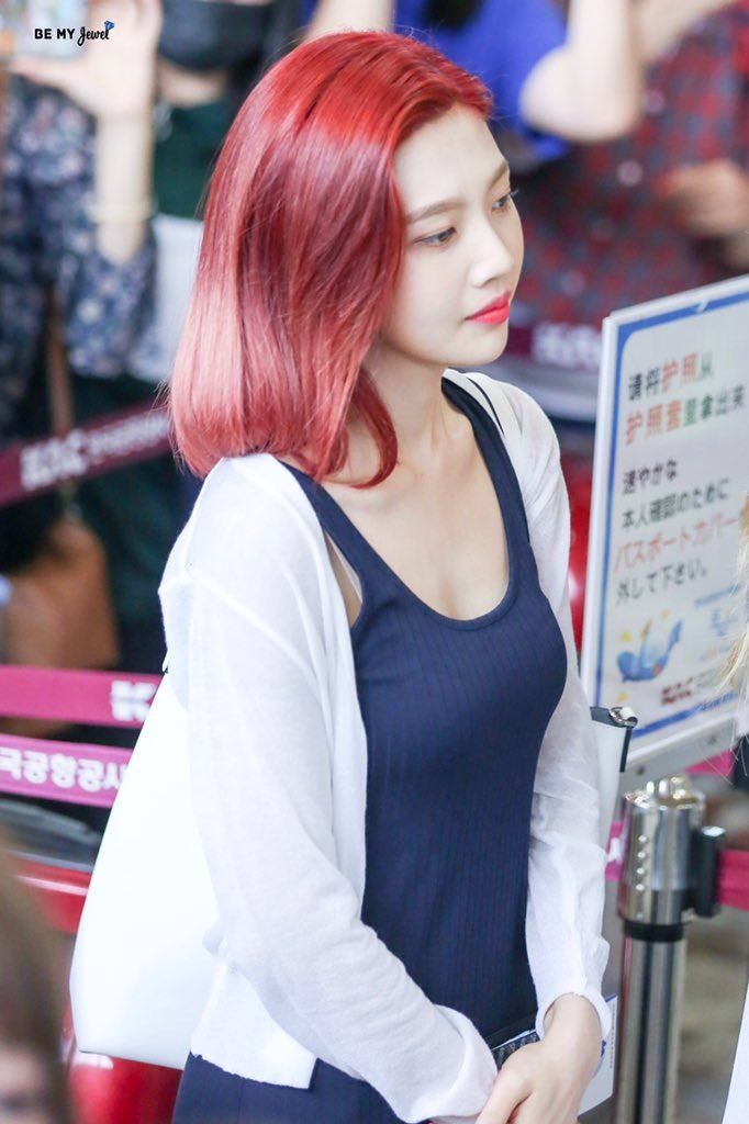 10 Ide Gaya Joy  Red  Velvet  yang Cantik dengan Rambut  Merah