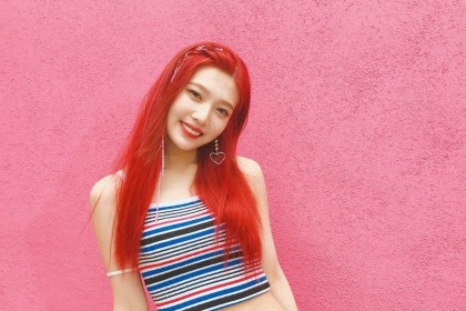 10 Ide Gaya  Joy  Red  Velvet  yang Cantik dengan Rambut  Merah