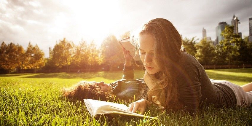 13 Macam Julukan Buat Pecinta Buku Mana Yang Kamu Banget