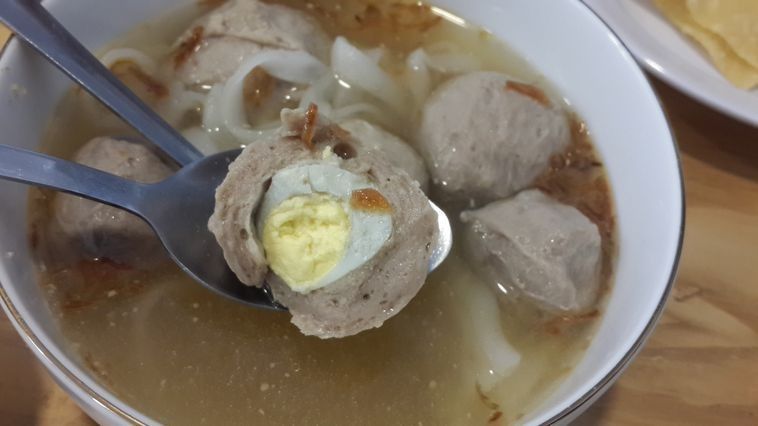 Sudah Pernah Coba Bakso Iga Balungan yang Lagi Hits di 