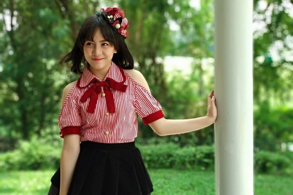 Kenal Lebih Dekat Zara Jkt 48 Gadis Imut Pemeran Disa Adik Dilan