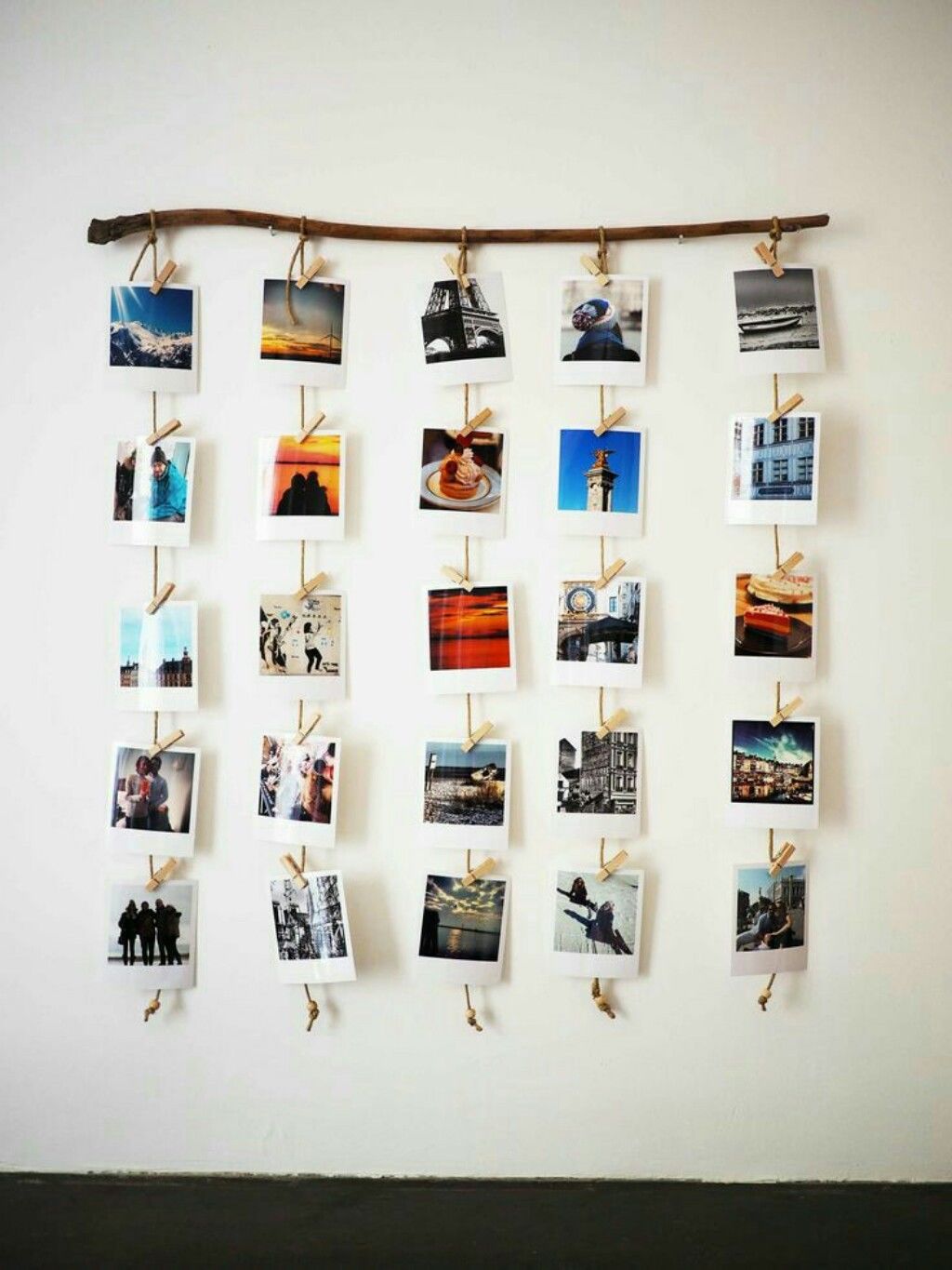 52 Hiasan Dinding Kamar  Dengan Foto  Polaroid  Konsep Terkini 