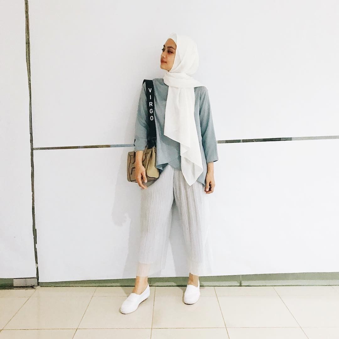 6 Inspirasi Outfit Santai Ala Ayudia Bing Slamet Yang Gampang Ditiru