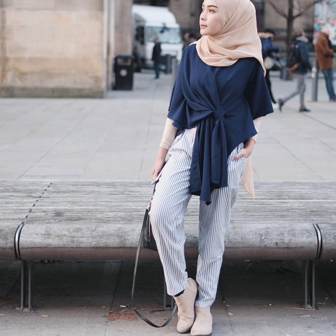10 Style Hijab Anggun Ala Hamidah Rachmayanti Yang Super Fashionable