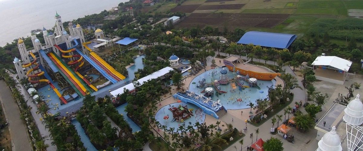 4 Waterpark Terbesar Di Jawa Tengah Yang Wajib Dikunjungi