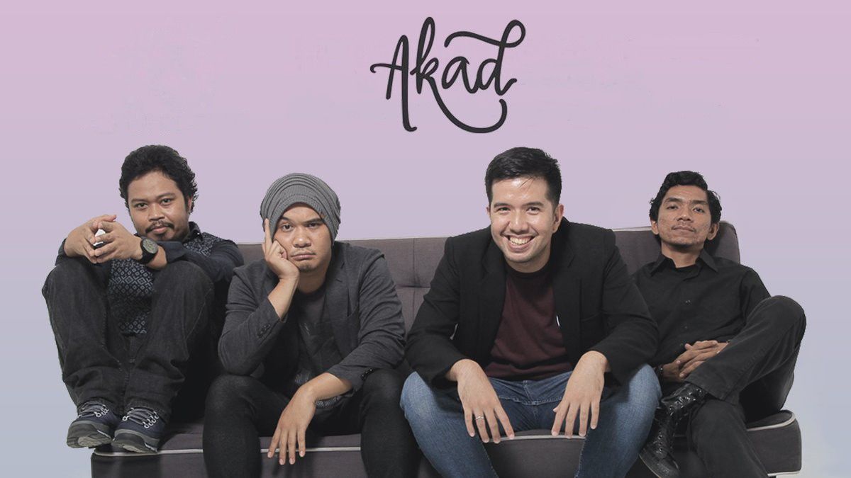 7 Band Indie Indonesia Ini Mengajak Kita Menikmati Sastra dalam Musik