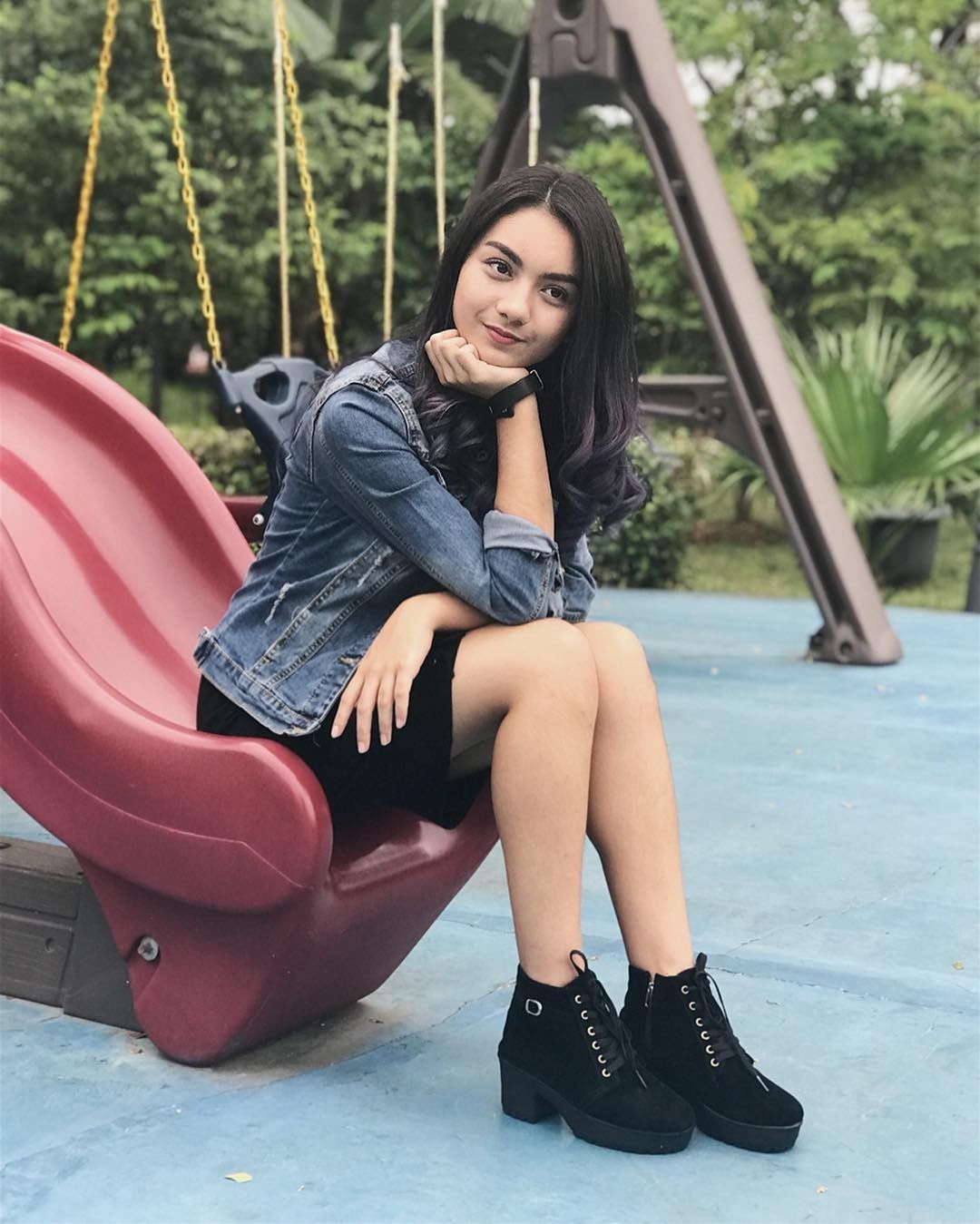 Khusus Cewek Tomboi 10 Ide Padu Padan Fashion Ala Ersya Aurelia