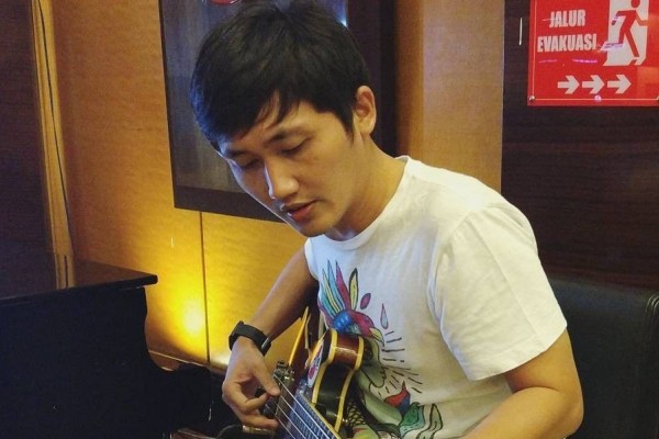 erick bermodalkan cinta erick bermodalkan cinta