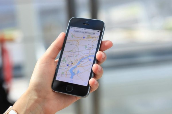 Kabar Baik! Google Maps Nanti Bisa Share Lokasi Sekaligus Status Baterai