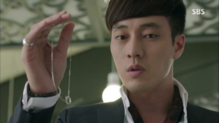 5 Cara Romantis Rayakan Ulang Tahun si Dia Meski LDR