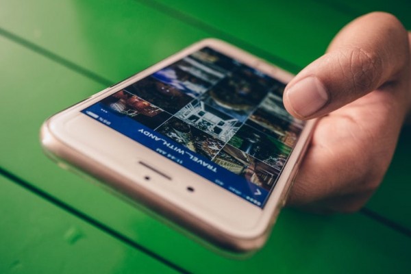 Riset: Instagram Media Sosial Paling Buruk Bagi Kesehatan Mental