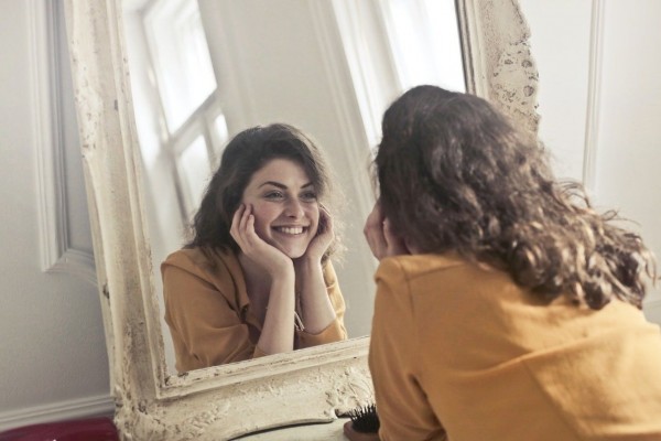 Melebihi Makeup, Inilah 5 Kunci Kecantikan Abadi Perempuan
