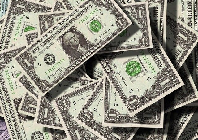 Ini 5 Alasan Kenapa LDR Lebih Berkualitas daripada Pacaran Biasa