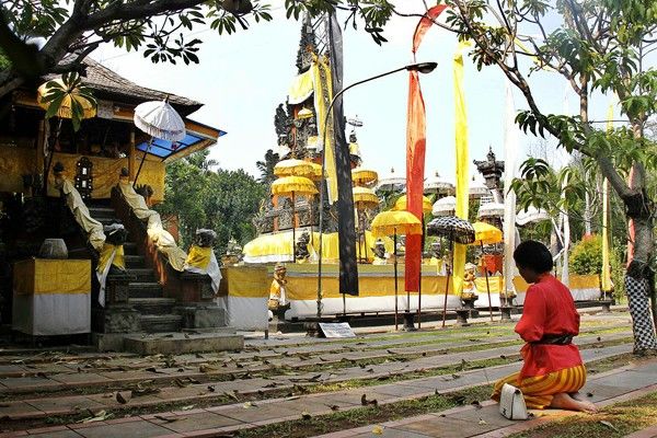 Gak Cuma Bali dan Jogja, 5 Tradisi Perayaan Nyepi Ini Gak Kalah Unik