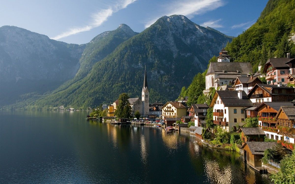 Kastil sampai Gua, Ini 8 Destinasi Favorit Saat Berkunjung Ke Austria!