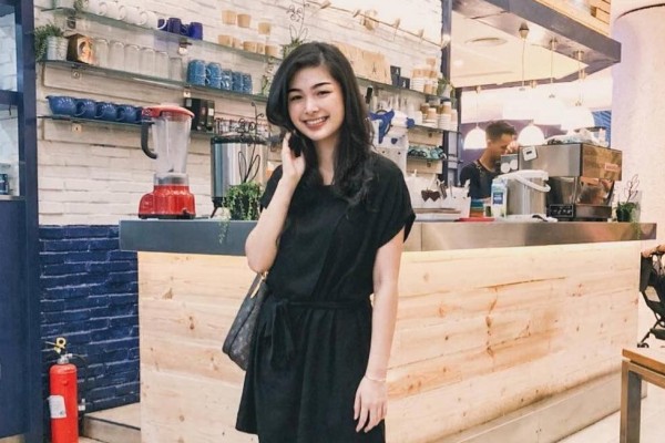 10 Gaya Casual Elisa Jonathan, Calon Mantu Ahok yang Anggun Kebangetan