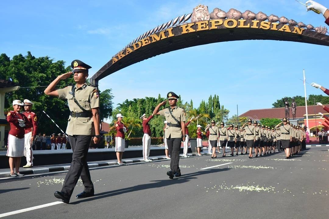 Profil Kapolda Lampung Irjen Akhmad Wiyagus, Punya 3 Gelar Kehormatan