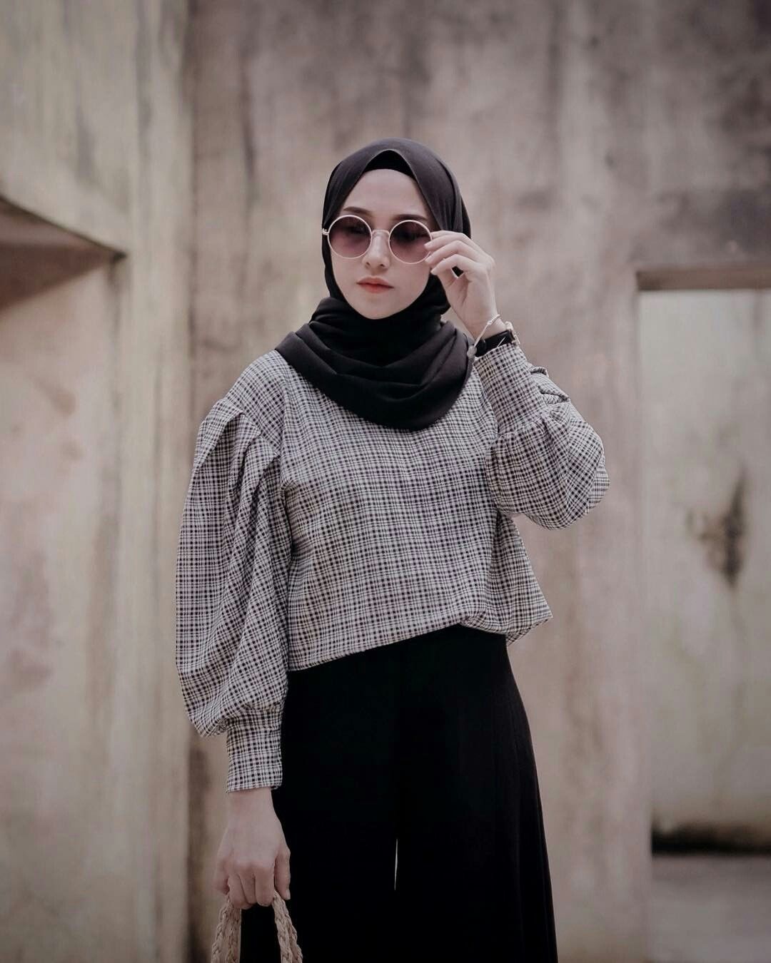 10 OOTD Hijab Ala Selebgram Mama Muda Nisa Cookie Manis Simpel