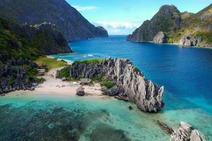 10 Pantai Terbaik di Asia yang Menawarkan Keindahan Luar Biasa